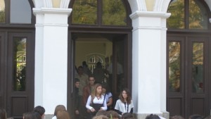 С изпълнение на Камерен хор Петър Чаракчиев започнаха тържествата в