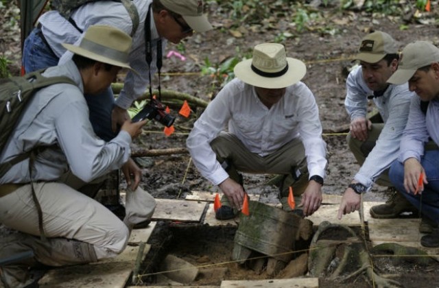 Археолози намериха керамика в Белия град в Хондурас
