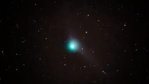 Кометата Каталина приближава максимално до Земята в неделя