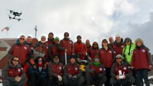 Български полярници преживяха с надуваема лодка внезапна снежна буря