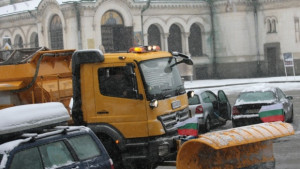 Обстановката в София е усложнена заради падналия сняг
