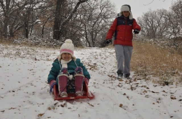 Времето на 19 януари: Валежите навсякъде ще спрат, ще се покаже слънце