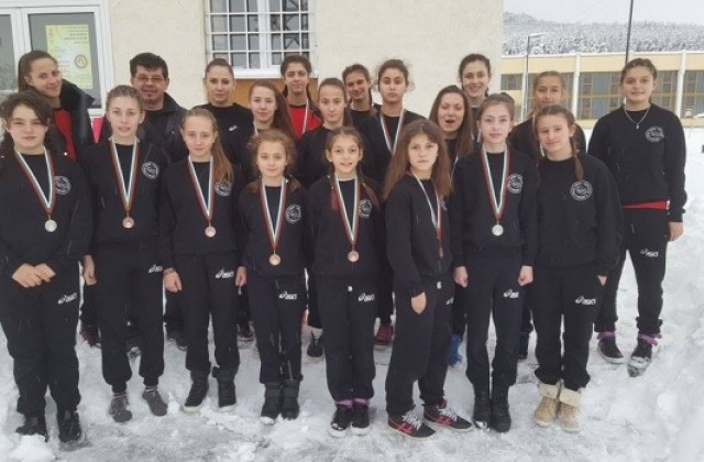 13 медала за момичетата, кадетките и девойките на клуб В. и Г. Илиеви