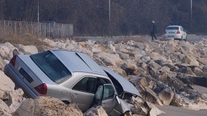 Катастрофа с каскада на крайбрежната алея във Варна СНИМКИ ВИДЕО