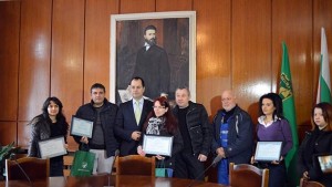 Наградиха хората почистили найдобре снега пред домовете и работните си