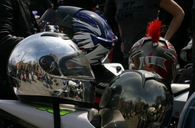 Мотористи излизат на протест без мотори, ще блокират движението пред Катедралата