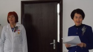Областният управител поздрави медици от МБАЛДобрич за Бабинден