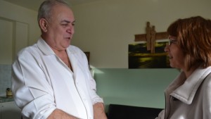 Община Казанлък дари компютър на АГотделението