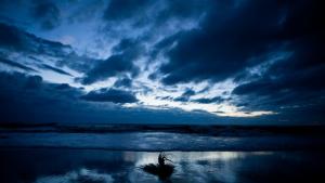 Климатичните промени ще удвоят силата на бурите и ураганите в