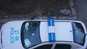 Във Владиславово разбиха кола заради акумулатора