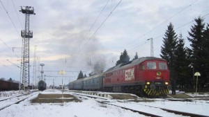 От БДЖ обещават да доставят резервен локомотив за влака КардамСофия