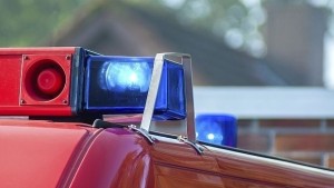 Огнеборци гасиха пожар в цех на фирма