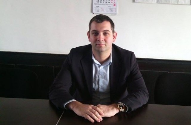 Димитър Делчев: Хората не трябва да се чуват само преди избори