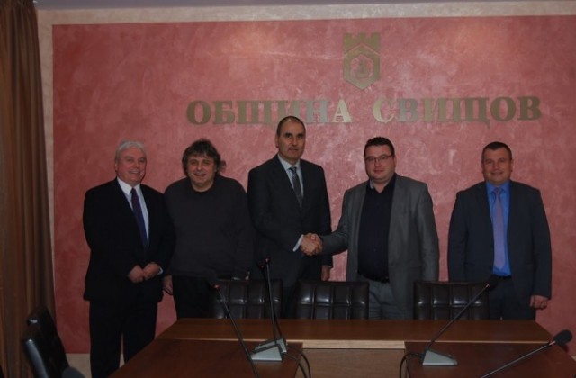 Цветан Цветанов с обиколка в Свищов и Г. Оряховица