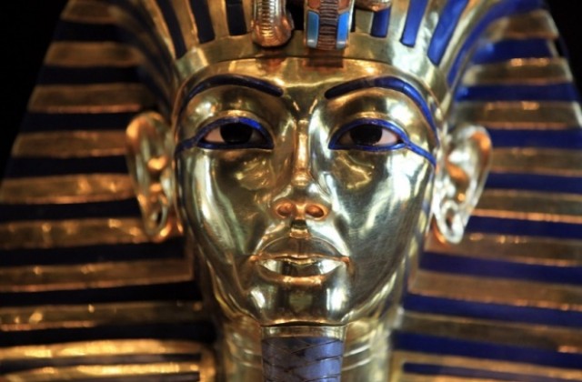 В Египет започва дело за откъртената брада на Тутанкамон