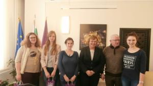 Френски ученици на стаж в ловешки детски градини