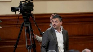 По предложение на Кирил Добрев ще бъде разкрита найплътно пазената