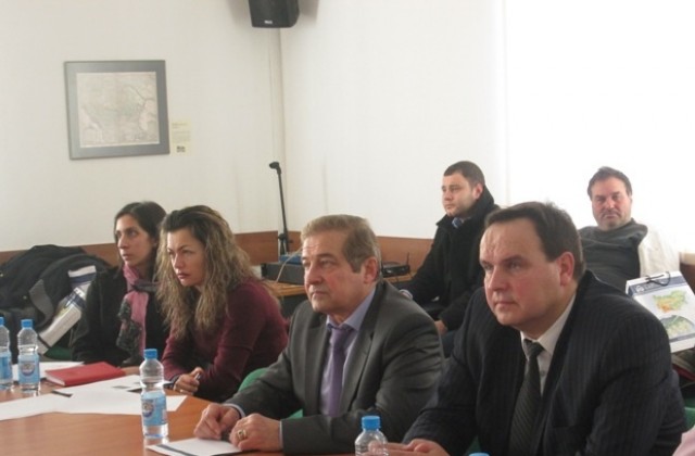От АИКБ се срещнаха с представителите на бизнеса от област Габрово