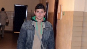 Съдят 22годишен насилил 13годишната си сестра