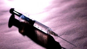 Над 250 момичета в Сливен са ваксинирани срещу рак на