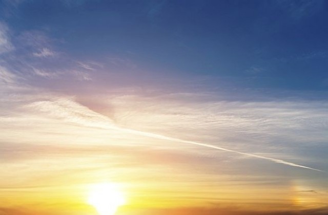 Температурите скачат до 18 градуса