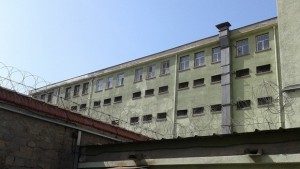 Затвор за фалшиви долари