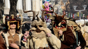 8000 автомобила са влезли в Перник за ден по време