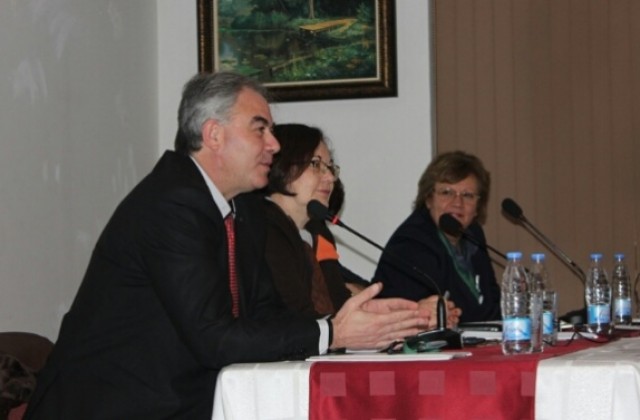 Новоизбрани представители на местната власт се обучават в Плевен