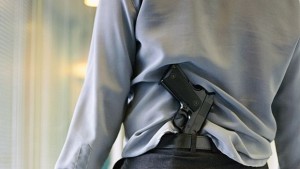 Маскирани опитали да оберат апартамент посред бял ден заплашили жена