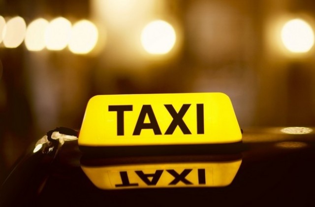 Руснак си търси 3 900 евро от такси