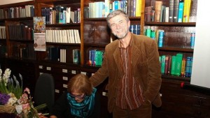 Атанас Капралов Поезията се случва като любов