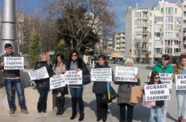 Подсъдим за смъртта на абитуриентка иска съкратен процес, наказанието му пада с 1/3