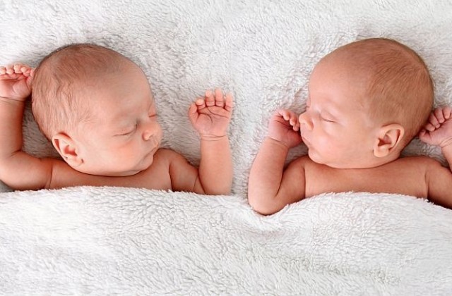 Два пъти повече близнаци се раждат в развитите държави