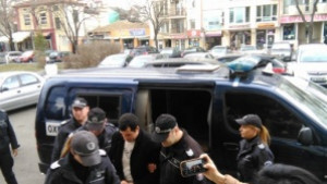 Решетки за нападателя на собственика на поморийски сайт