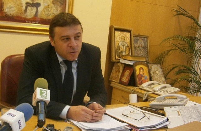 Кметове на среща с министър Василева