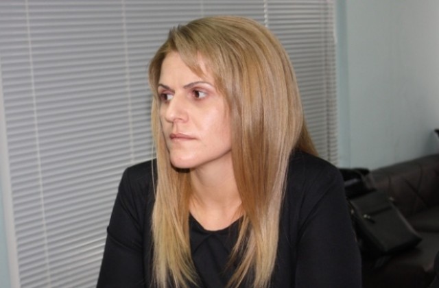 Мария Белова: Земеделското министерство стимулира българското оранжерийно производство и животновъдство