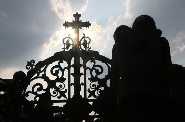 Чудотворната Богородица се завръща в Созопол