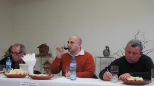 Избраха найдобрите майстори на домашно вино в Лясковец