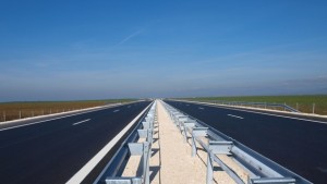 Ограничават движението по магистралата днес и утре ще се минава