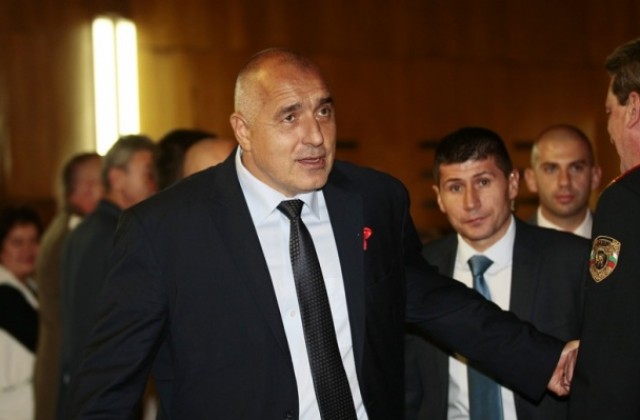 Борисов обясни защо е спряна процедурата за лотовете на „Хемус“