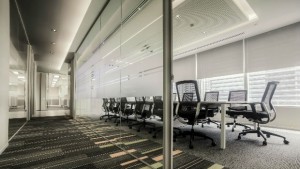 Всяка втора фирма не може да намери нужните специалисти