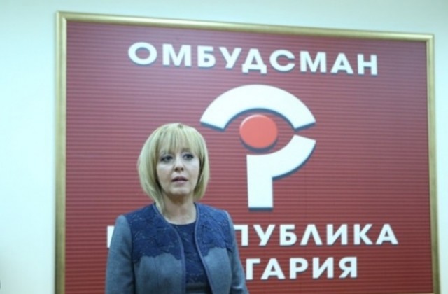 Мая Манолова се среща със собственици на казани за домашна ракия