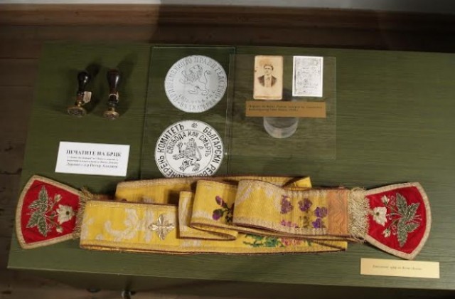 Великотърновският музей показва реликви на Левски в Народното събрание
