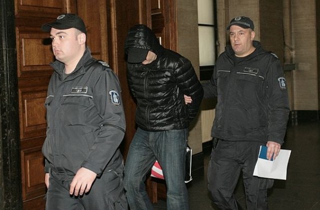 Украинецът Логвиненко остава в ареста въпреки здравословните му проблеми