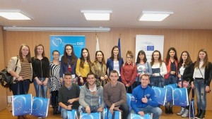 Две момичета от Кубрат с награди от конкурс обявен от