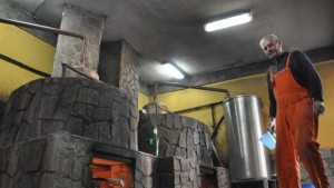 Ракиджии настояват да паднат законови промени плашат с протести