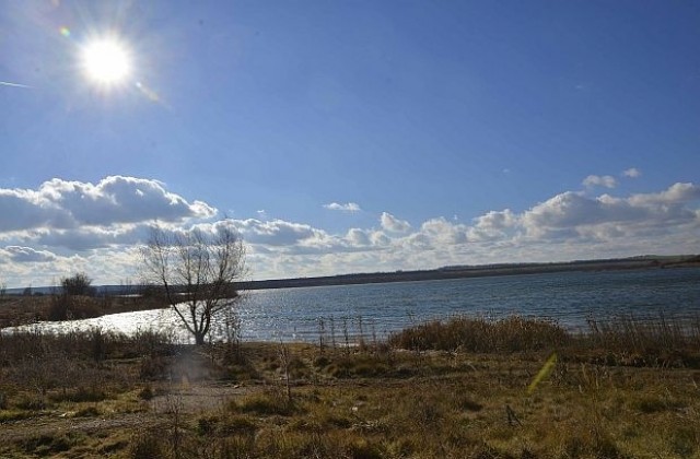 Времето на 17 февруари: Температурите тръгват надолу