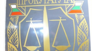 Братята пребили майка си са настанени в болницата в Раднево