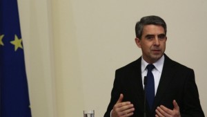 Президентът сезира КС текст от Закона за ветеринарномедицинската дейност