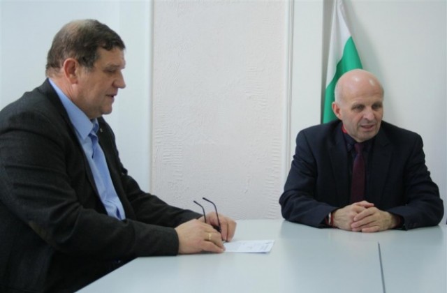 Готвят технически проект за поддържане и почистване на река Марица